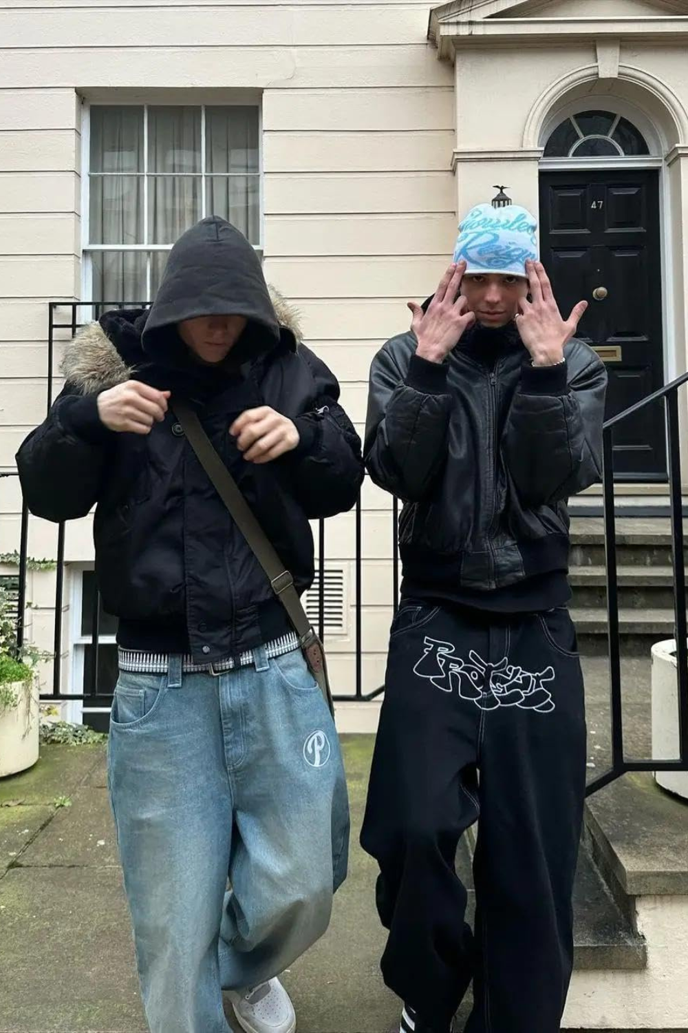 P - Baggy Jeans