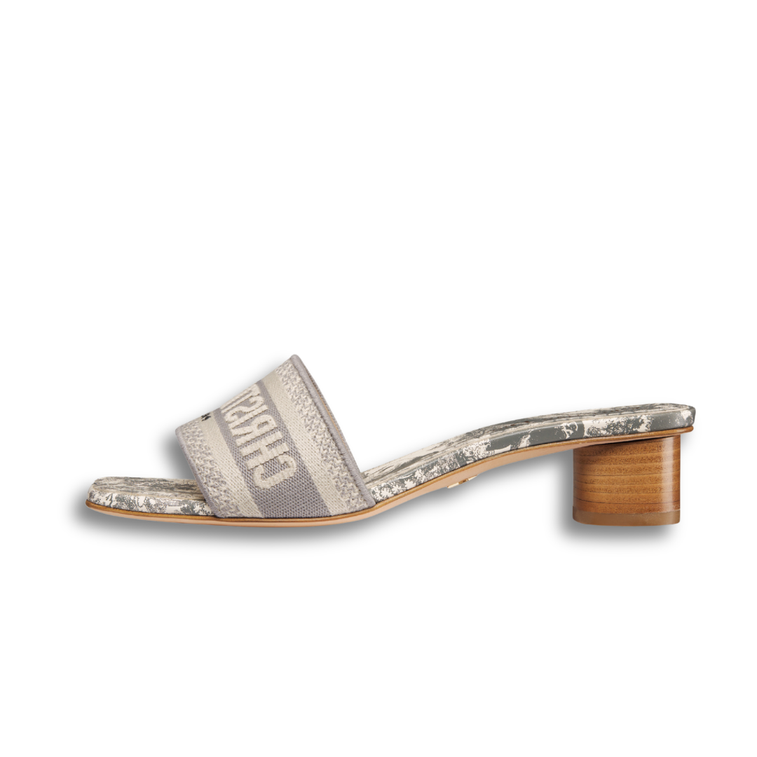 Dway Heeled Slides