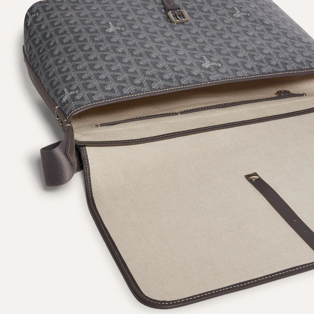 Capetien Messenger Bag
