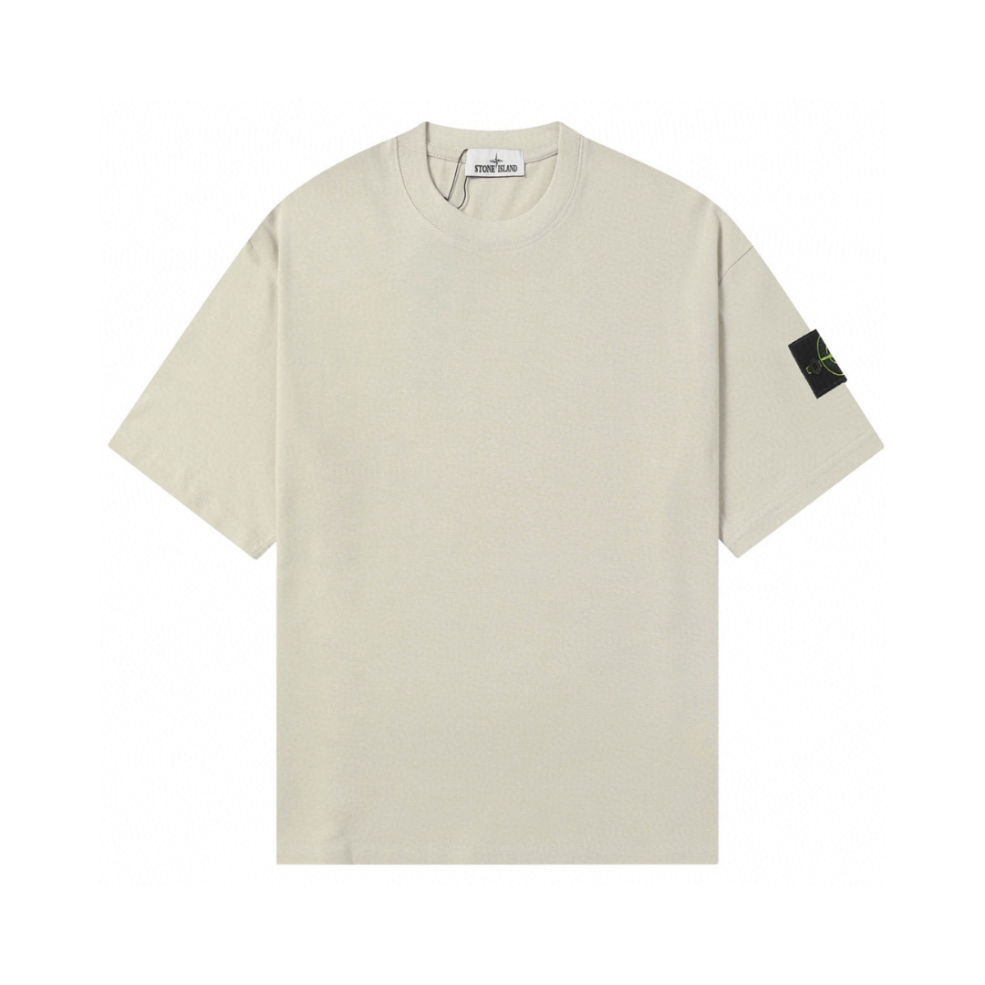 Monochromatic T-shirt